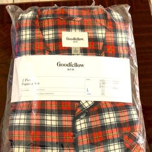 Goodfellow and Co Pajama Set
